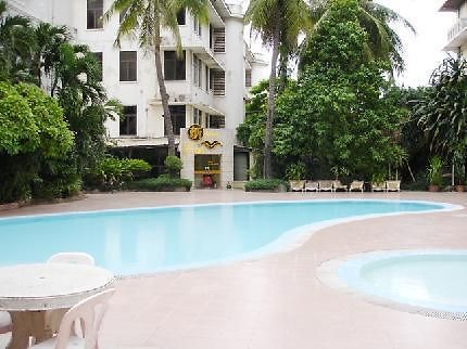 Holiday Hotel Phnom Penh Esterno foto