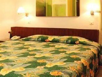 Holiday Hotel Phnom Penh Esterno foto