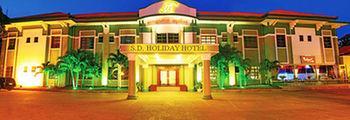 Holiday Hotel Phnom Penh Esterno foto