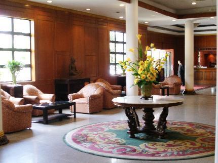 Holiday Hotel Phnom Penh Esterno foto